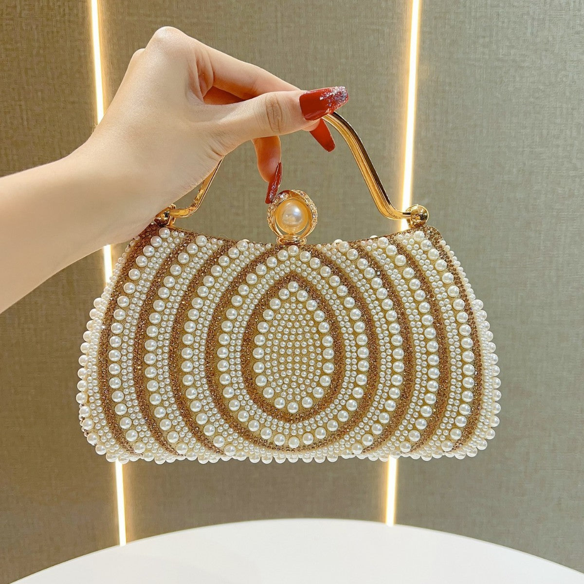 Pearl Diamond Shoulder Bag